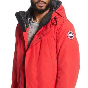Brand new with tags Canada Goose Men Jacket!!